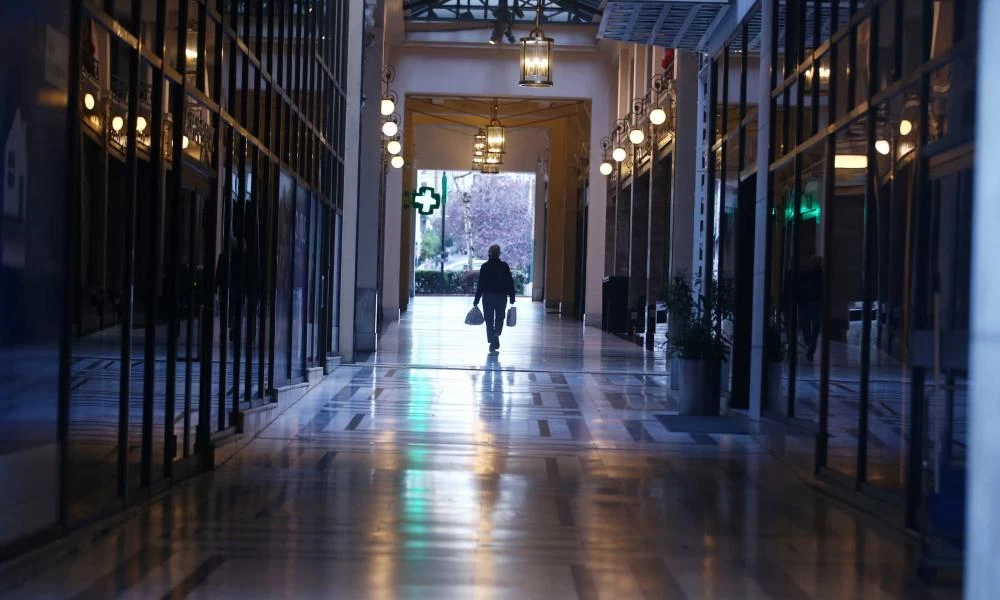 Νέα ΚΥΑ για τις επιχειρήσεις: Ποιες θα παραμείνουν κλειστές μέχρι 24 Μαΐου